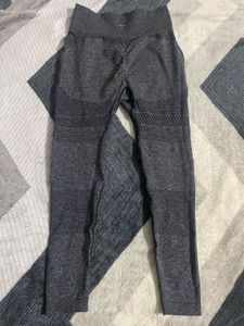 Savana Seamless Active Leggings With Rutched Back