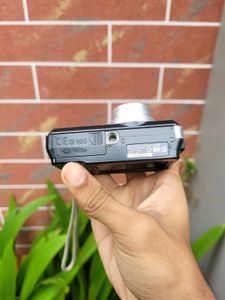 SONY CYBERSHOT DSC-S930 Digital Camera