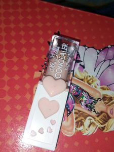 Miss Lolanti Concealer Highlight