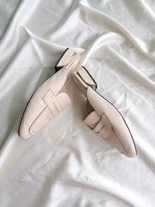 Elegant Beige Mules