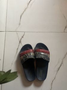 Slides❤️SALEEE