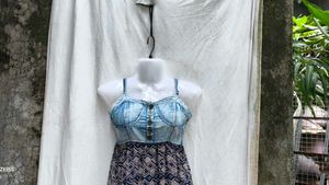 10210. Cute Denim Top Dress