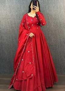 COTTON SILK GOWN