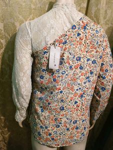 Floral One-Shoulder Top