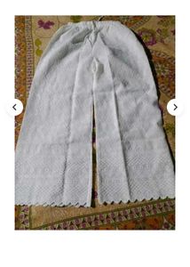 White chikenkarti plazo