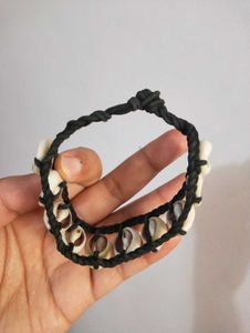 Cowrie Shell Thread Bracelet