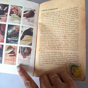 Novel Agatha Christie: A Murder Is Announced