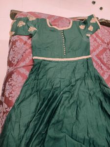 Green Ethnic Kurta With Dupatta