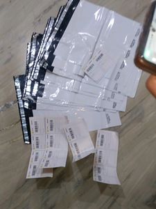 10 Labels And Bags