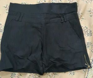 Set Of Two Shorts N Top