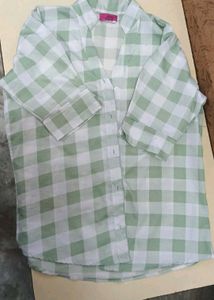 Cute Checkered Button-Down Shirt