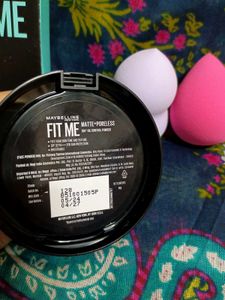 Maybelline Compact And Beauty Blender