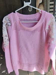 Pink woolen top for girls