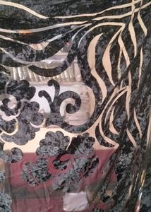 Black Velvet Scarf Stall