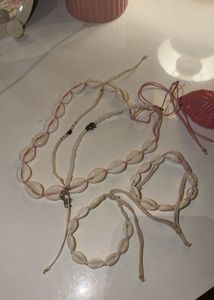 Cowrie Shell Jewelry Set (set of 5)