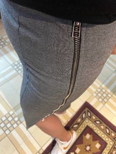 Stylish Slit Chain Pencil Skirt