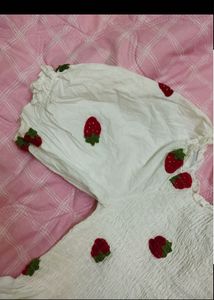 Strawberry Print🍉Pinterestly🍓Embroided PeplumTop