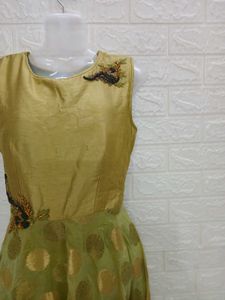 Banerjee Silk. Gpn
