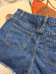 Frayed Hem Denim Shorts