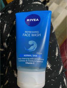 Nivea Refreshing Face Wash