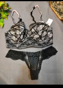 Lace Bra &amp; Panty Set✨