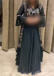 🎊Sale🎊Embroidered skirt crop top &amp; Shrug