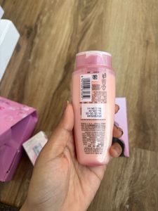 L'Oreal Paris travel kit