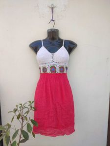 Formula Joven Crochet Dress