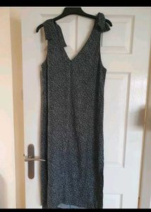 H&amp;M Women &amp; Midi/Maxi Black &amp;White Dr