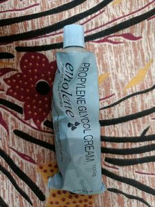 Emolene Natural Moisture Balance Cream