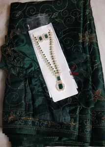 Emerald Green Embroidered Silk Saree With Blouse