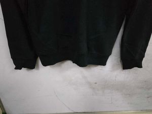 Stylish Two-Tone Sweatshirt