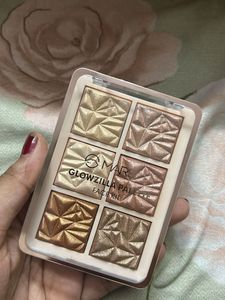 Mars Glowzilla Face Kit