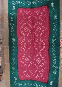 Red &amp; Green Bandhani Dupatta
