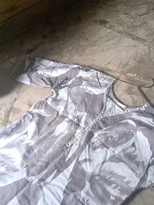 Patterned Tunic Top