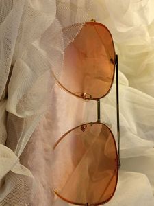 Retro Shades,Sunglass For The Fashionable Thrifter