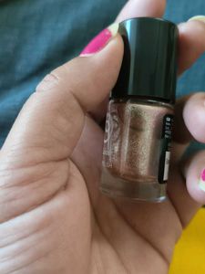 Nail polish sparing Stardust