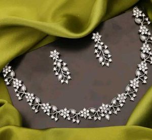 Elegant Jewelry Set