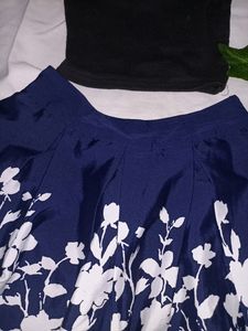 Knee Length Midi Floral Skirt🌻