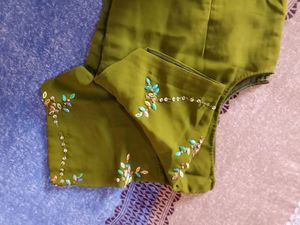 Discount Offer Designer Saree With Blouse