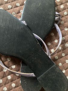 Zara Lavender Flat