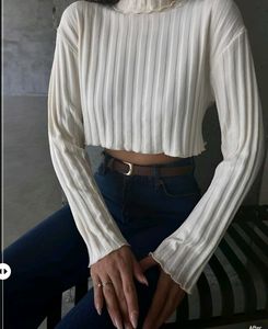 New with tag Pinterest Ribbed Knit Cropped Sweater
