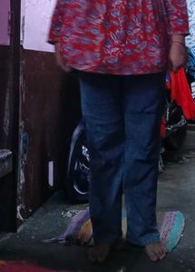 WOMEN JEANS