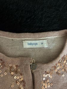 Babyoye Shrug