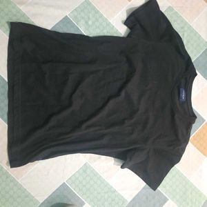 Peter England Men&#39;s Black Round Neck Tshirt