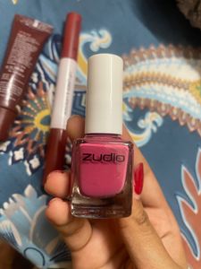 Pack Of 4 New Zudio Items Lipsticks, Plumper,