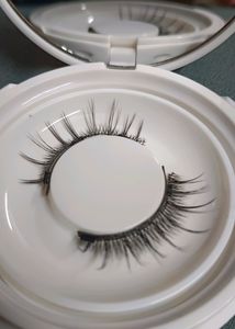 Brand New Magnetic Eyelashes