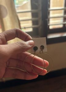 Dianty Hoop Earrings