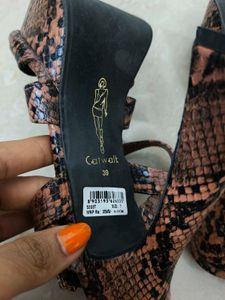 Snakeskin Print brown catwalk Heels