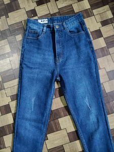 combo of high rise jeans
